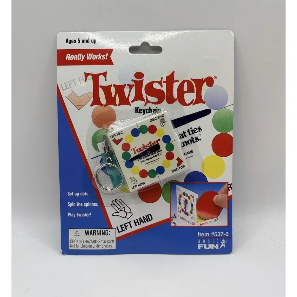 Basic Fun Twister Mini GAME KEYCHAIN New/Sealed DS31